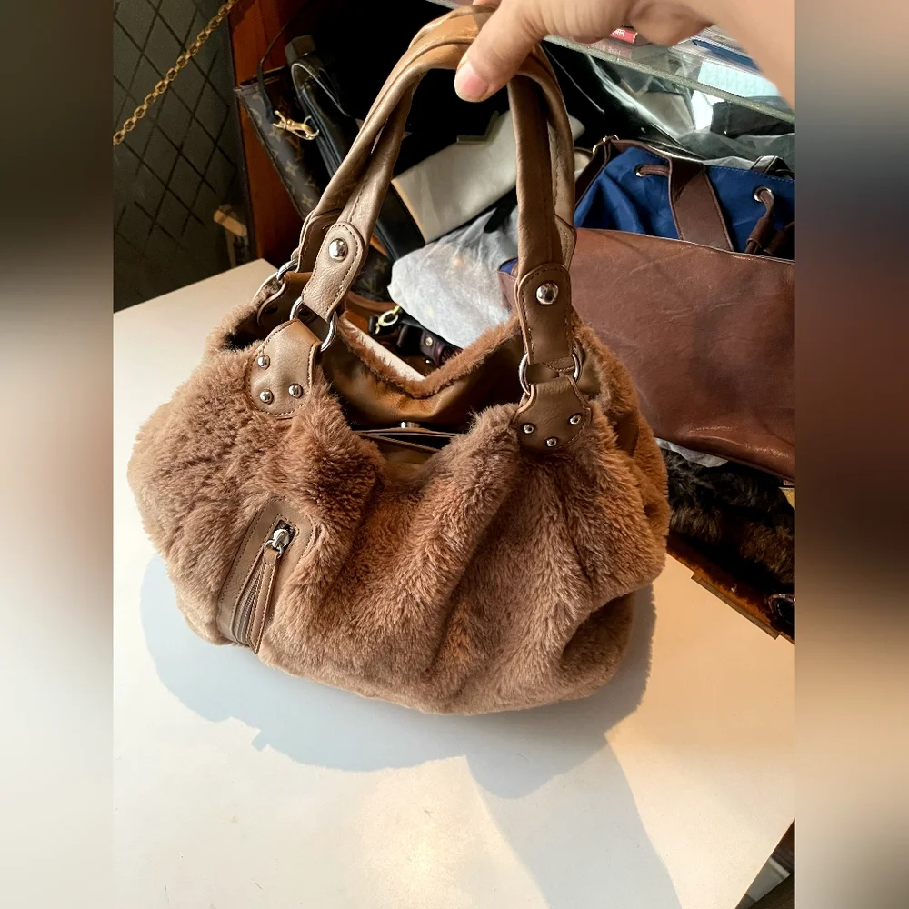 Authentic imported closhhi fur puffy bag rare one - Picture 9 of 11